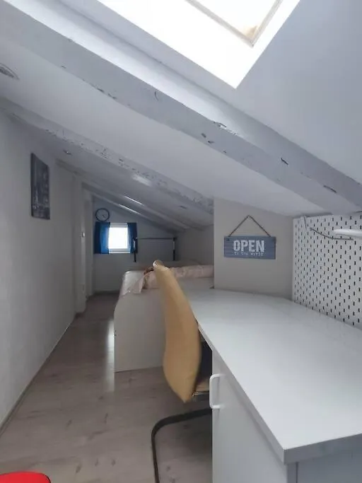 Bird View Apartment Carlissima Trogir 0*,