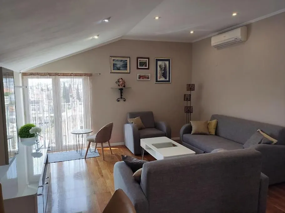 Bird View Apartment Carlissima Trogir